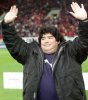 diego-maradona-avec-quelques-kilos-en-trop.jpg